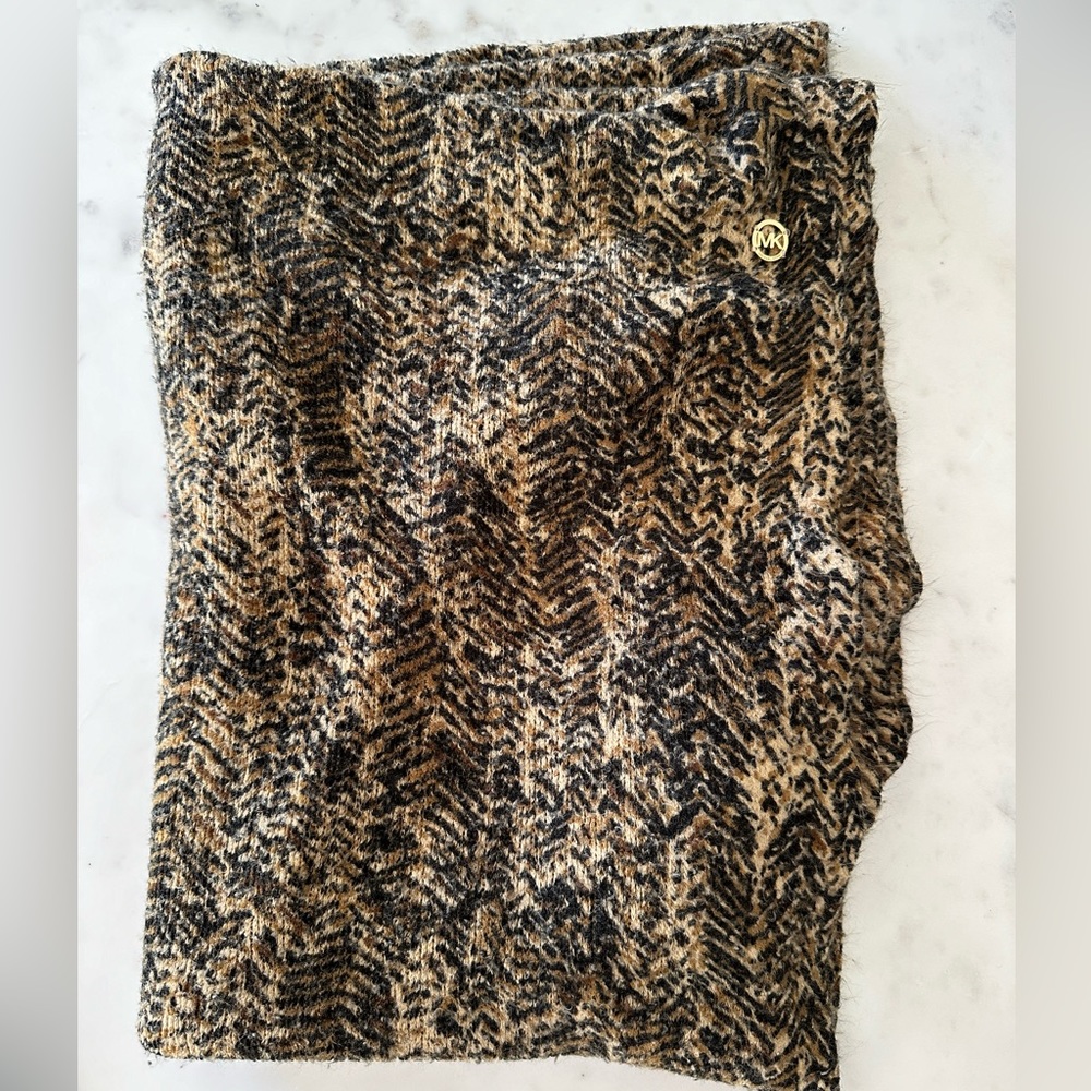 Michael Kors - patterned loop scarf